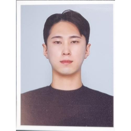 부정민
